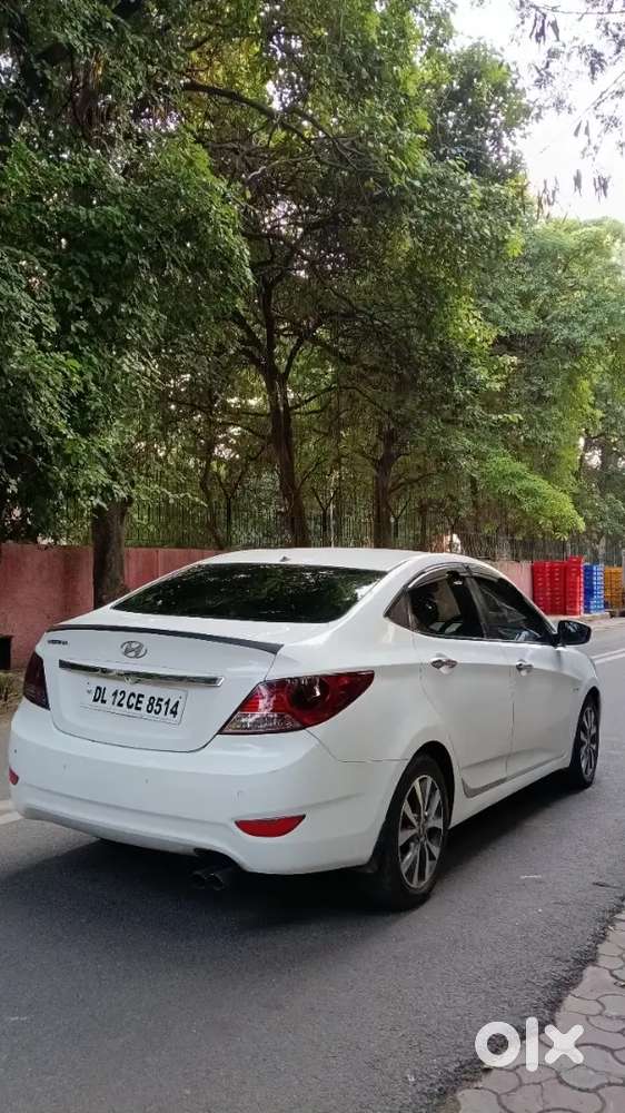 Hyundai Verna 1.6 Sx 2014, Pure Petrol Engine Good Suspension Shockers