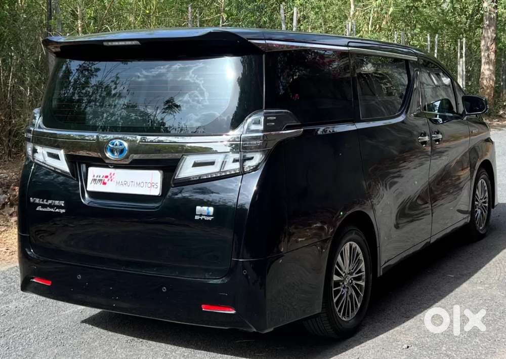 Toyota Vellfire 2.5 Hybrid, 2021, Petrol