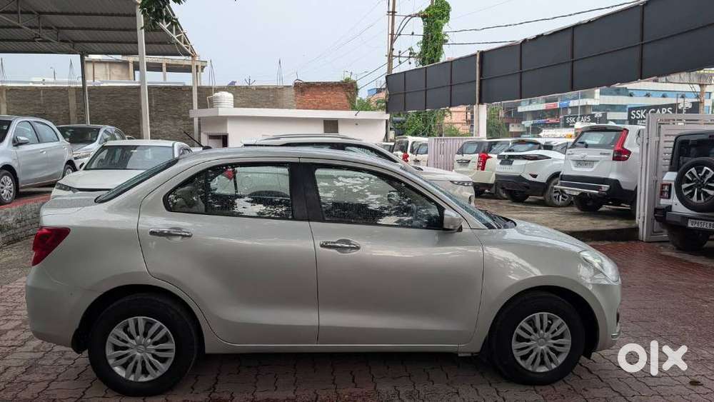 Maruti Suzuki Dzire 1.2 Vxi, 2019, Petrol