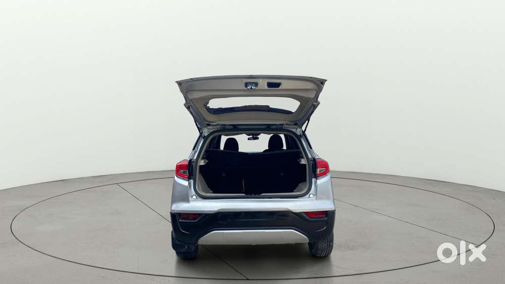 Mahindra Xuv300 W8 Option, 2019, Petrol