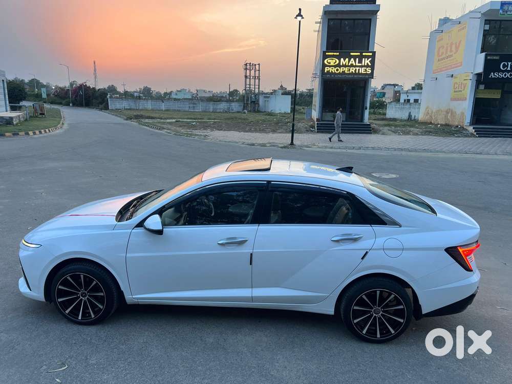 Hyundai New Verna Sx O 1.5 Turbo Gdi Mt, 2023, Petrol