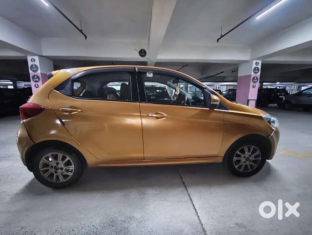 Tata Tiago 2018 Petrol 106500 Km Driven