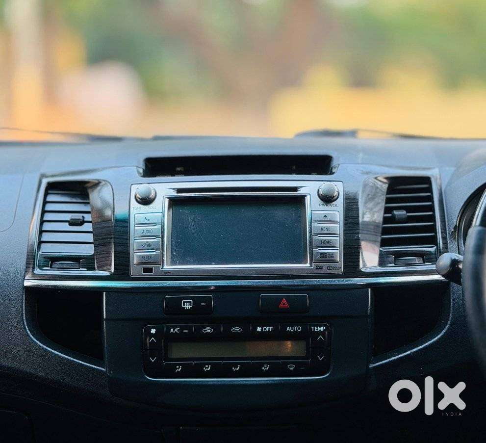 Toyota Fortuner 4x4 Mt, 2015, Diesel