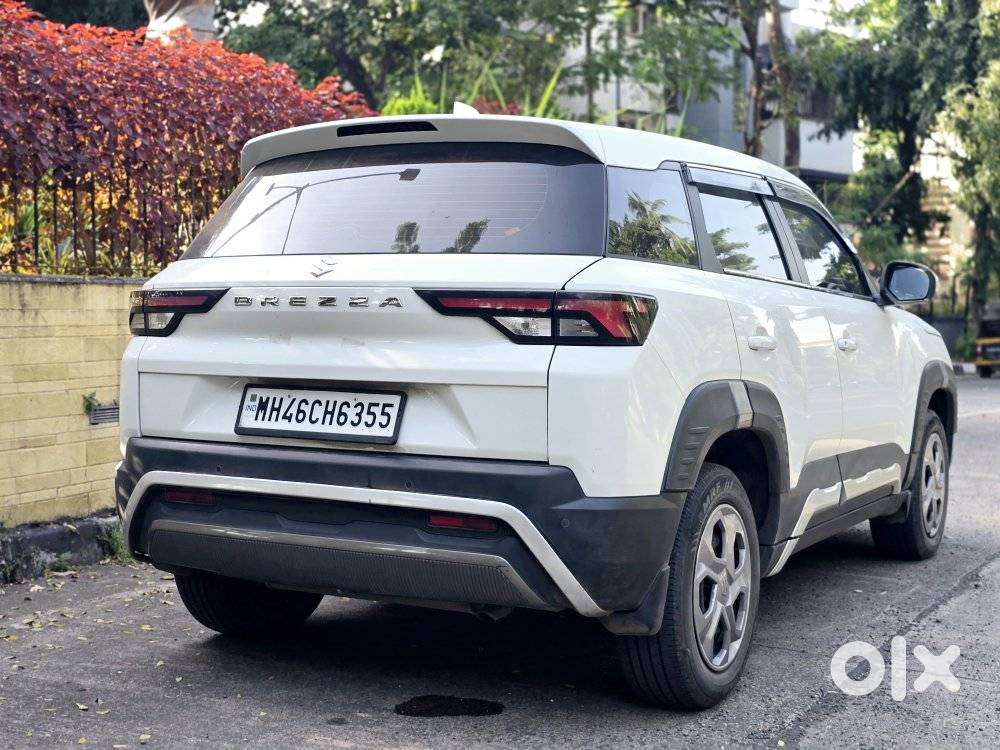 Maruti Suzuki Brezza 1.5 Vxi Cng, 2023, Cng & Hybrids