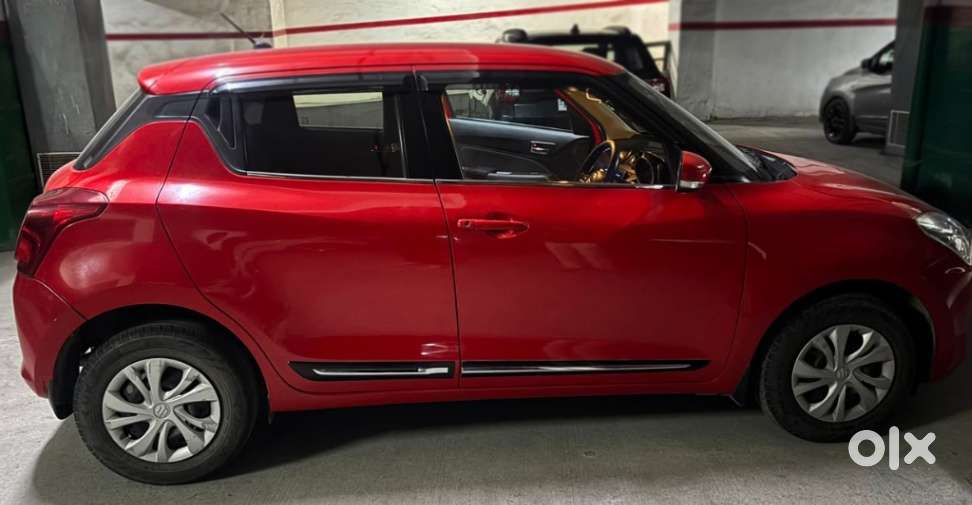 Maruti Suzuki Swift Vvt Vxi, 2021, Petrol