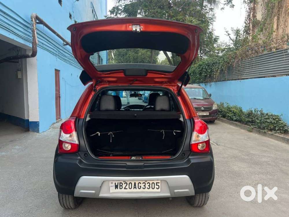 Toyota Etios Cross, 2015, Petrol