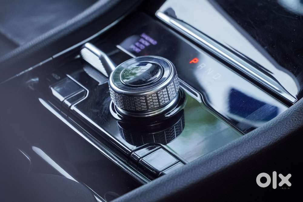 Jeep Grand Cherokee Limited (o) 4x4 At, 2023, Petrol