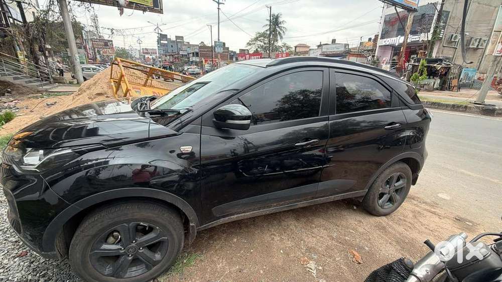 Tata Nexon Petrol 2023 Dark Edition