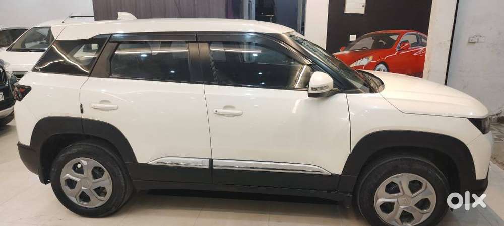 Maruti Suzuki Brezza 1.5 Vxi Cng, 2024