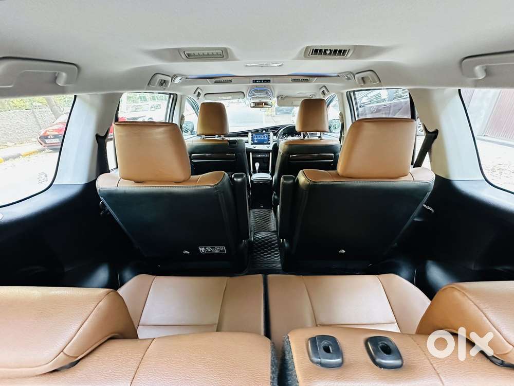 Toyota Innova Crysta [2020-ongoing] 2.7 Zx At 7 Str, 2022, Petrol