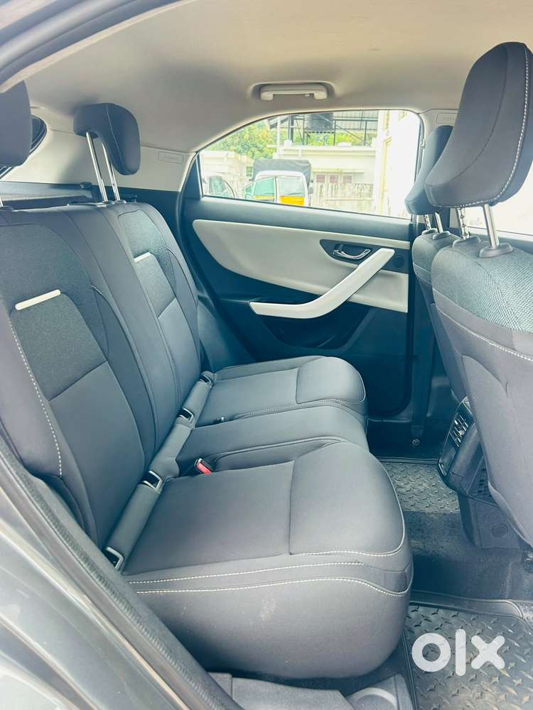 Tata Nexon Creative 1.2 Revotron Petrol 6 Mt, 2024, Petrol