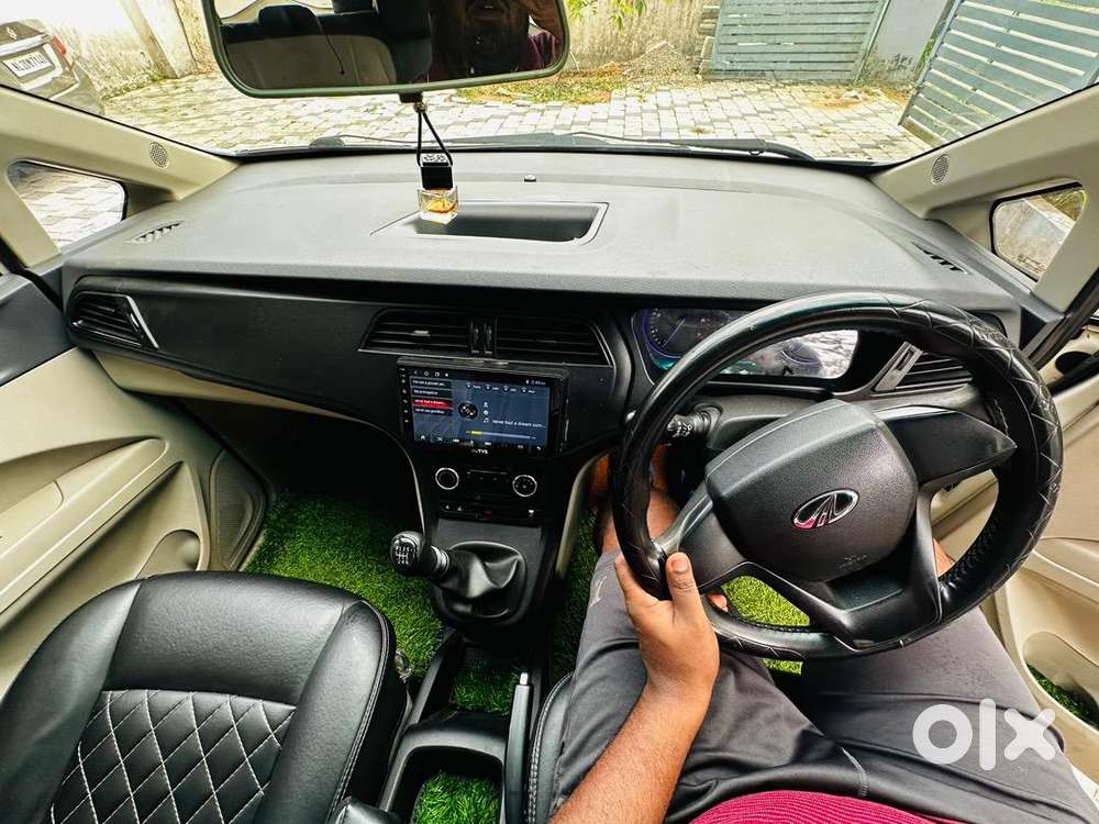 Mahindra Marazzo 2023 Taxi