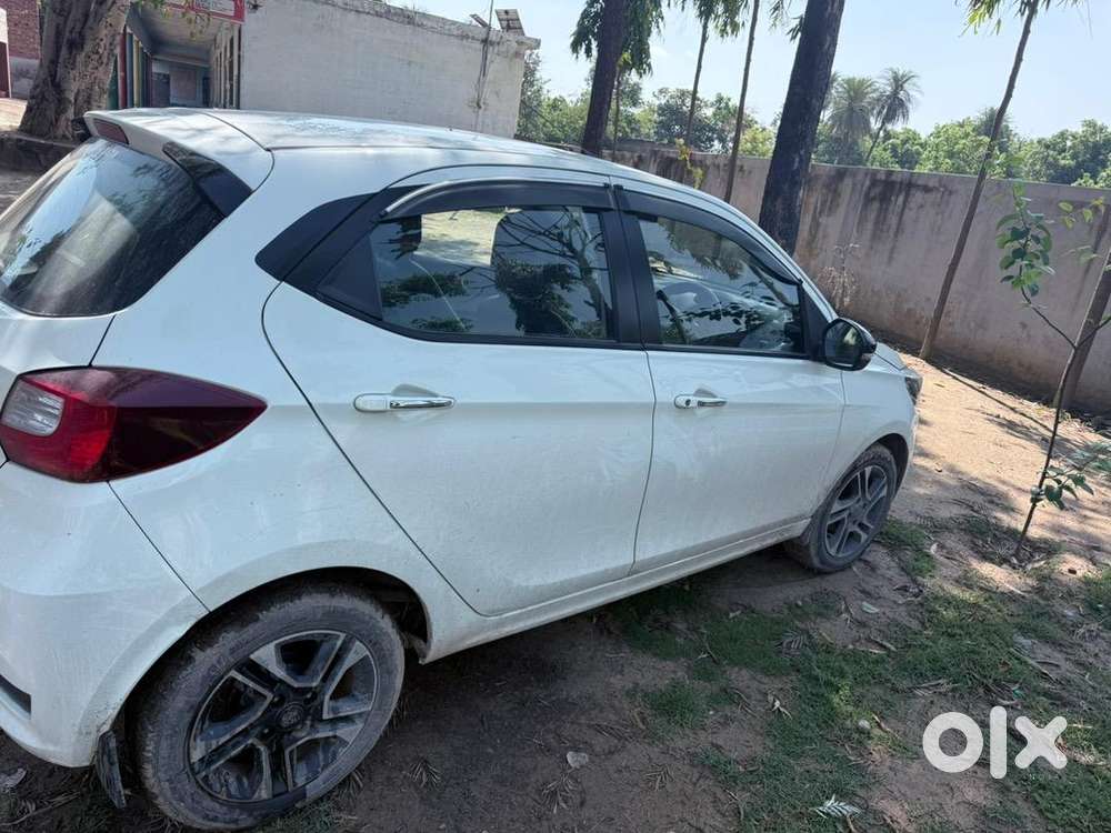Tata Tiago 2022 Petrol Well Maintained