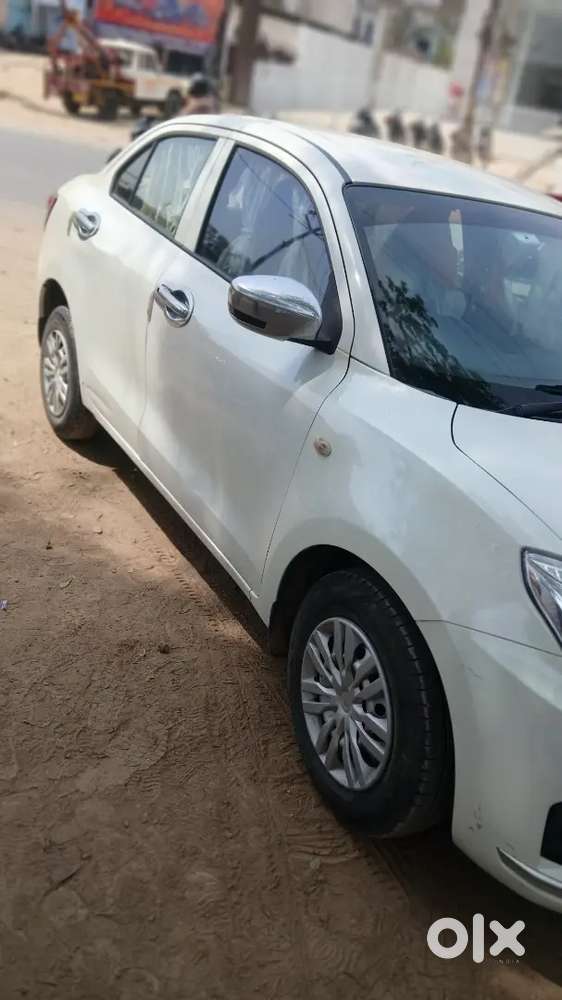 Maruti Suzuki Dzire 2018 पेट्रोल