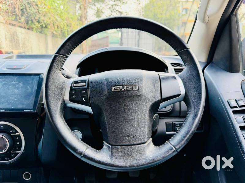 Isuzu V-cross Z 4x4 Mt, 2024, Diesel