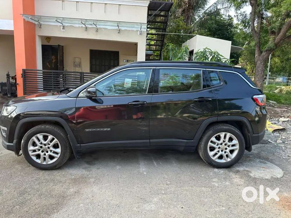 Jeep Compass Brili Black Limited