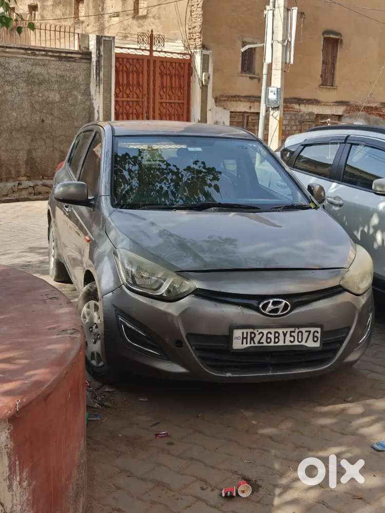 Hyundai New I20 2013 Diesel 130000 Km Driven