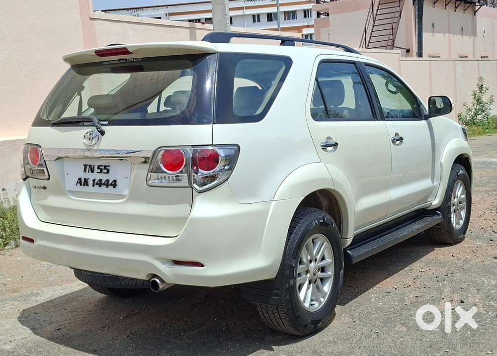 Toyota Fortuner 2.5 4x2 Mt Trd Sportivo, 2014, Diesel