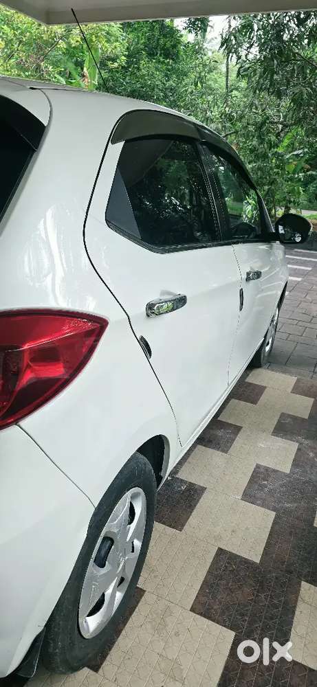 Tata Tiago 2017
