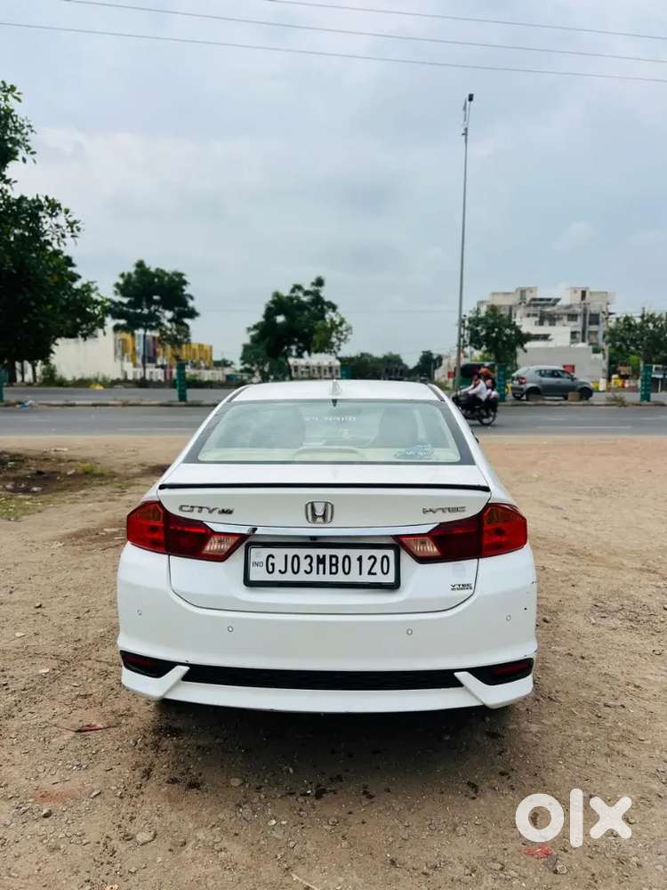 Honda City 1.5 V 2021