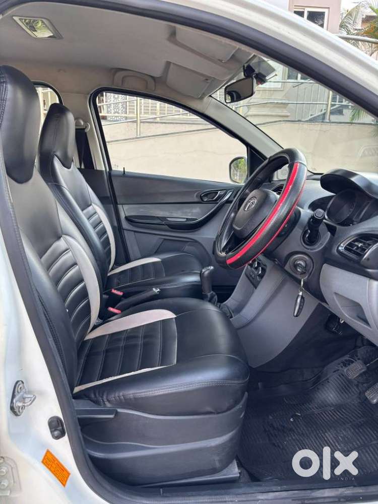 Tata Tigor Xe, 2019, Petrol