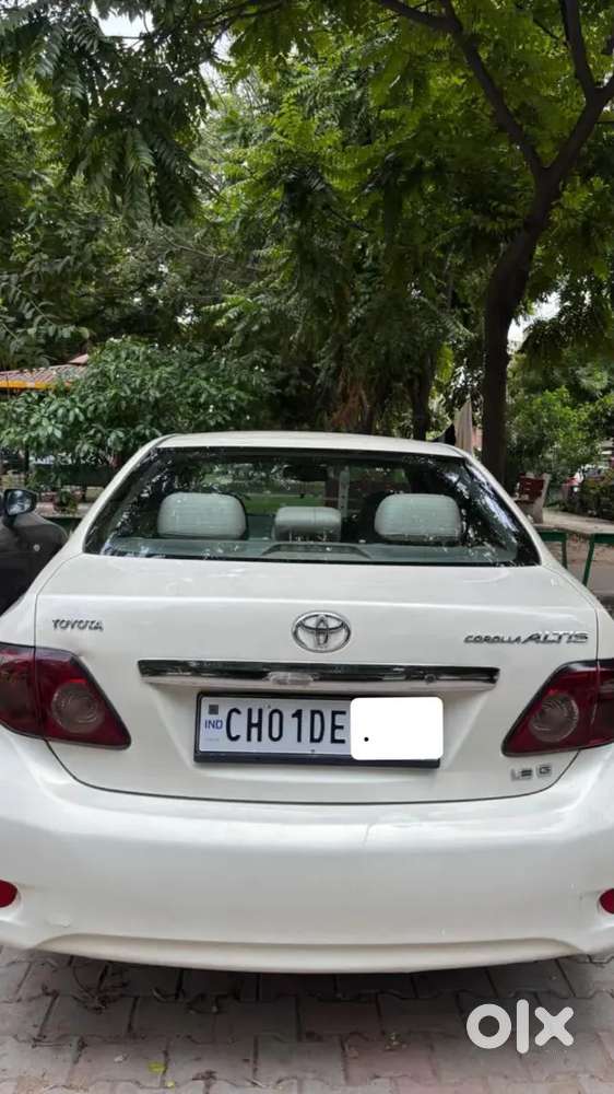 Toyota Corolla Altis 2011 Car