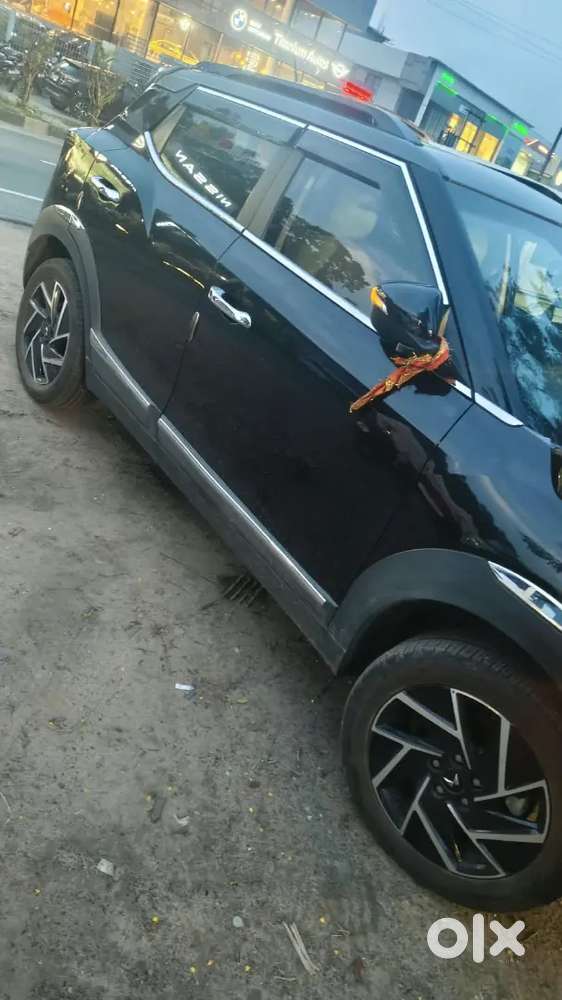 Mahindra Xuv 3xo Petrol 2025