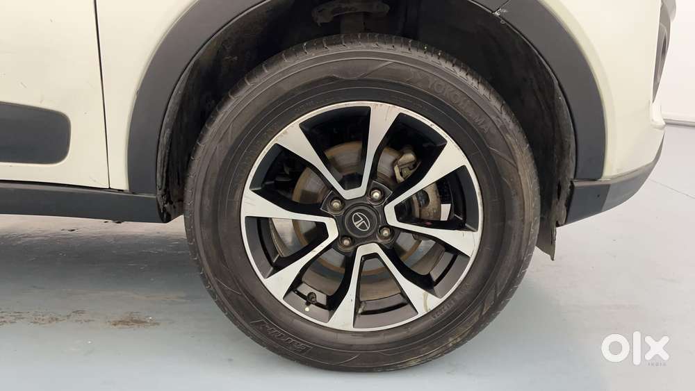 Tata Nexon 1.2 Revotron Xz Plus, 2020, Petrol