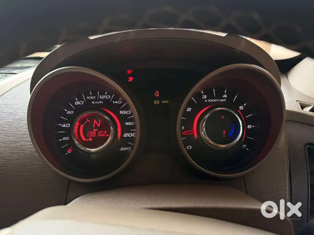 Mahindra Xuv500 2014