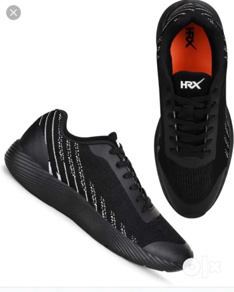 Hrx sales black shoes