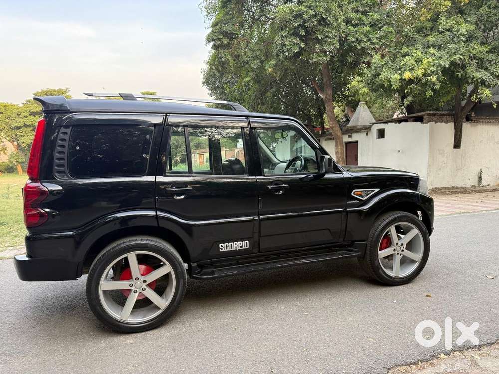 Mahindra Scorpio S6 Plus, 2017, Diesel