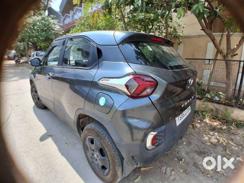 Tata Punch 1.2 Revotron Creative Dual Tone, 2022, Petrol