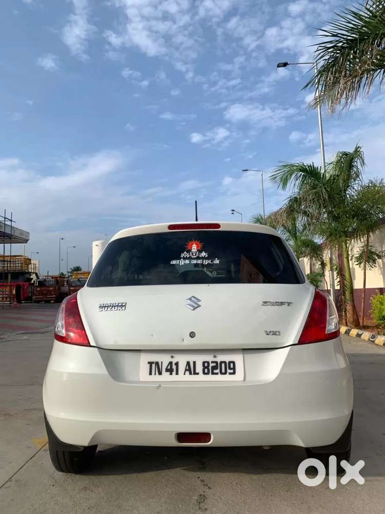 Maruti Suzuki Swift Vxi, 2015, Petrol