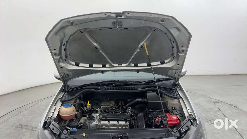 Volkswagen Ameo 1.2 Mpi Highline 16 Alloy, 2016, Petrol