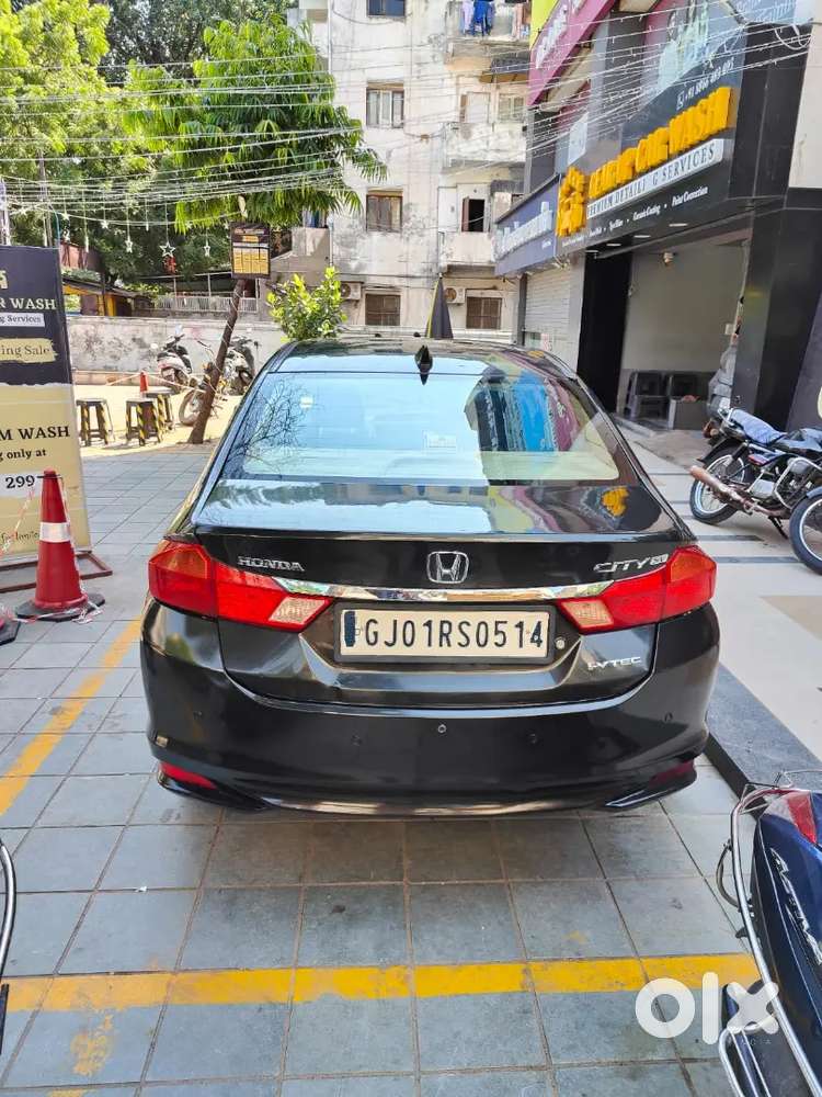 Honda City 2016 Petrol + Cng & Hybrids 120000 Km Driven