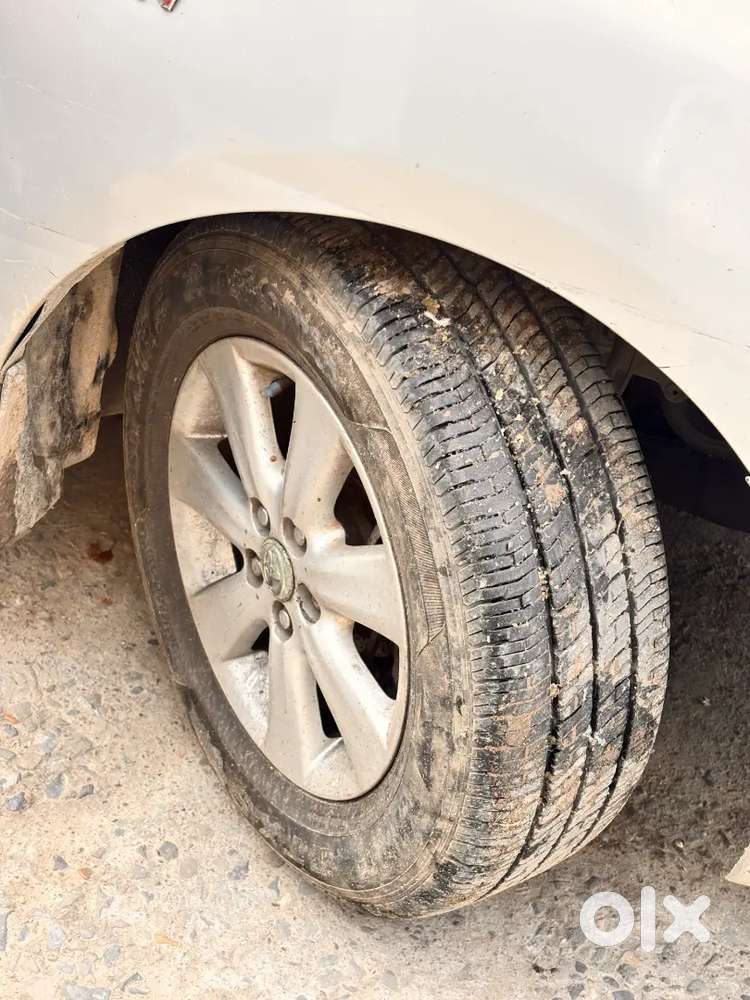 Toyota Corolla Altis 2011 Manual Petrol