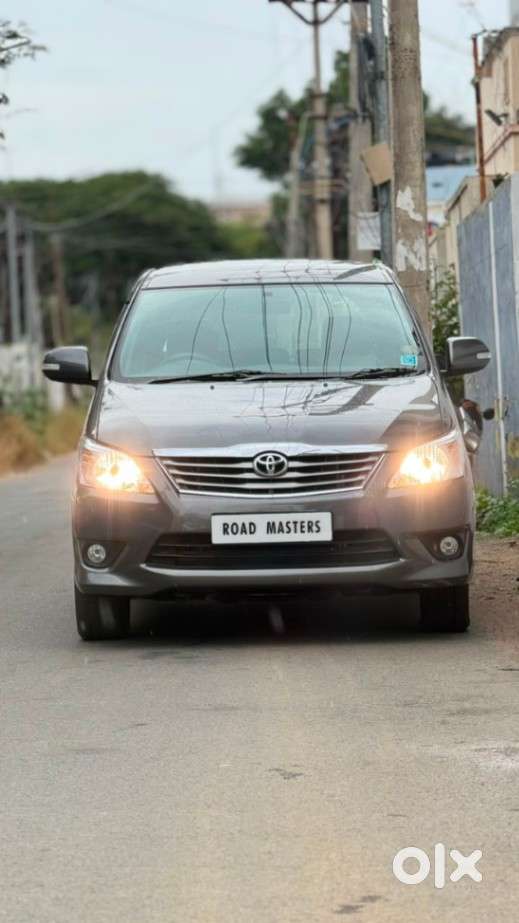 Toyota Innova 2.5 V 7 Str, 2012, Diesel