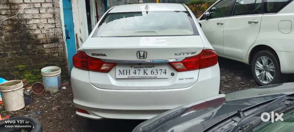 Honda City 1.5 V Petrol 2016