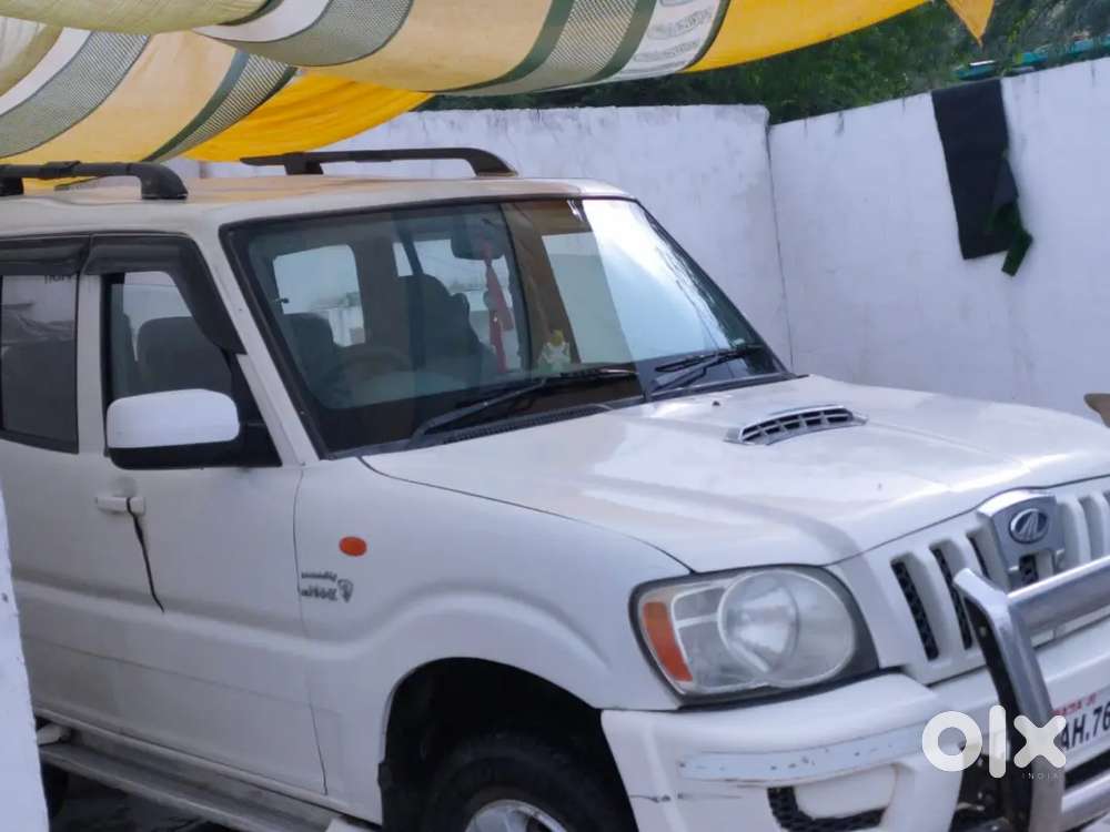 Mahindra Vision Sxt 2014