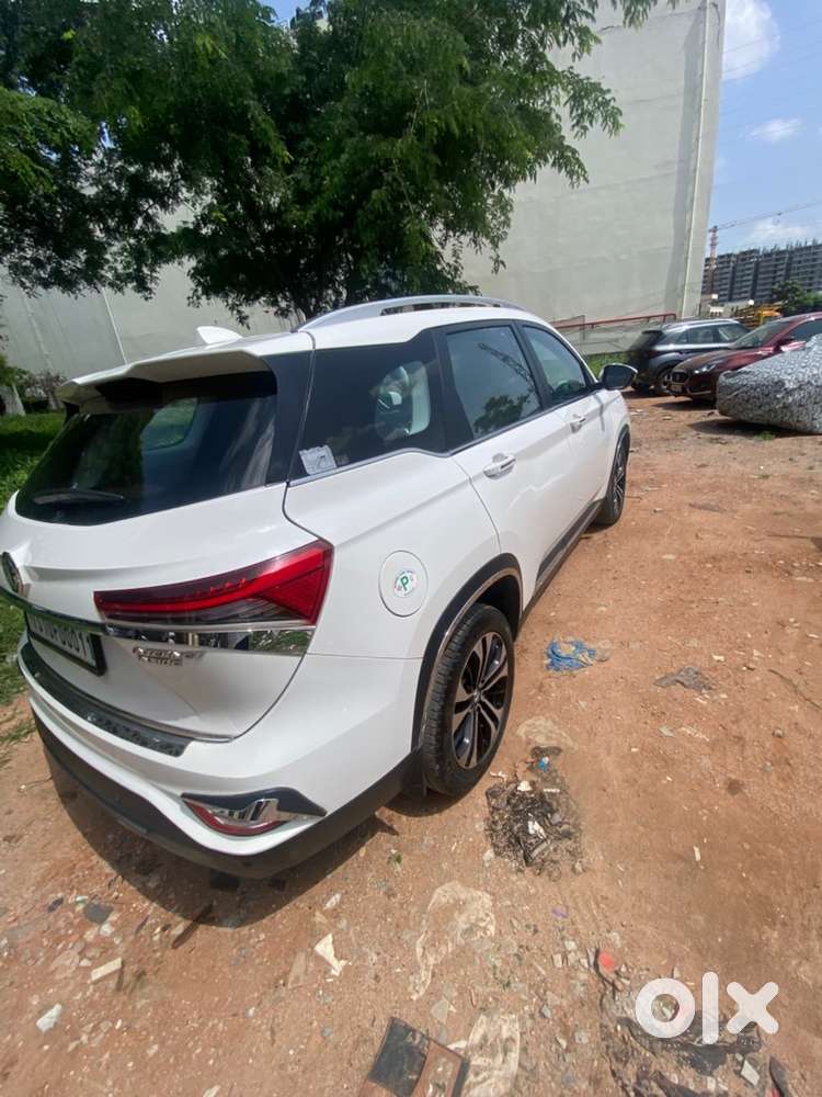 Mg Hector Plus 2022
