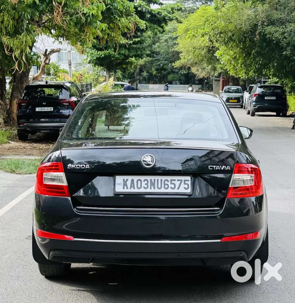 Skoda Octavia Elegance 1.8 Tsi At, 2014, Petrol
