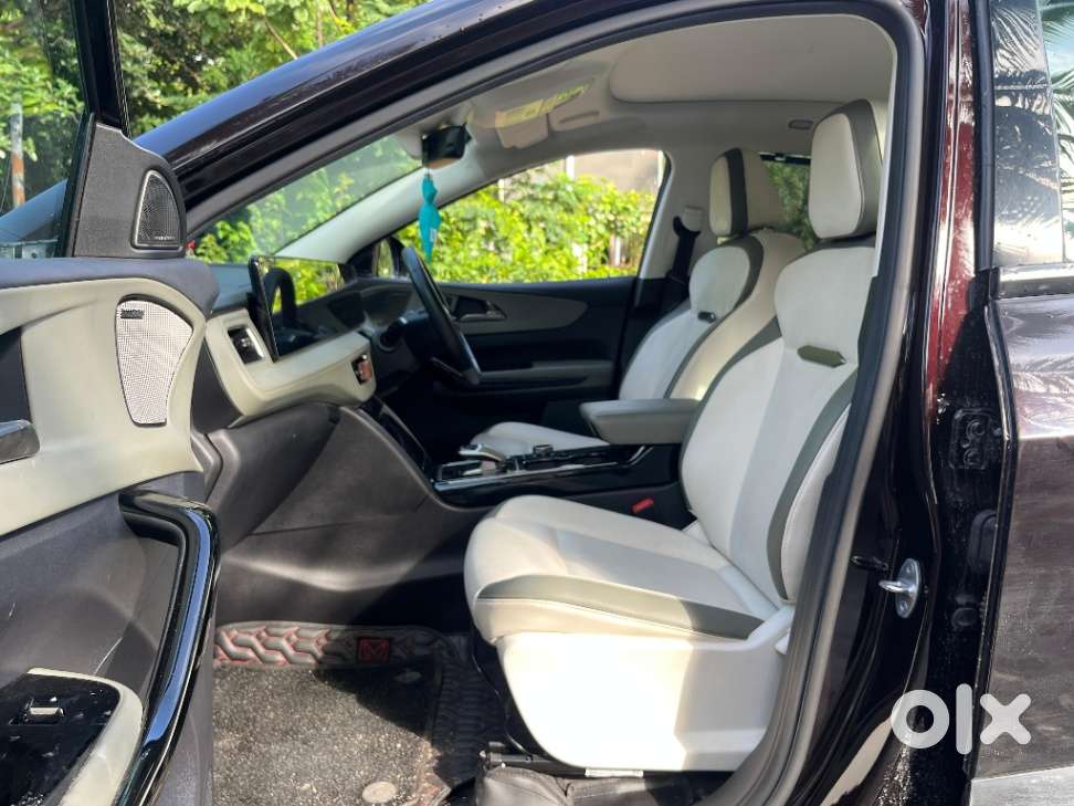 Mahindra Xev 9e Three B79 Kwh, 2025, Electric