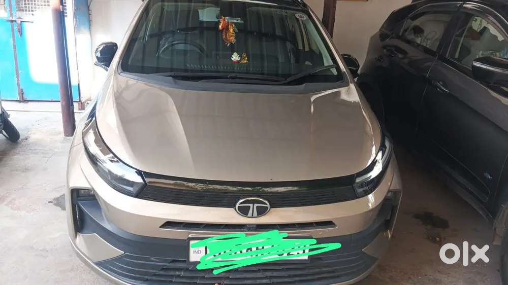 Tata Altroz 2025 Petrol 9000 Km Driven