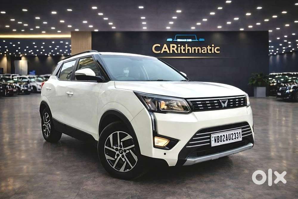 Mahindra Xuv300 1.2 W8 (o) Amt Petrol, 2023, Petrol