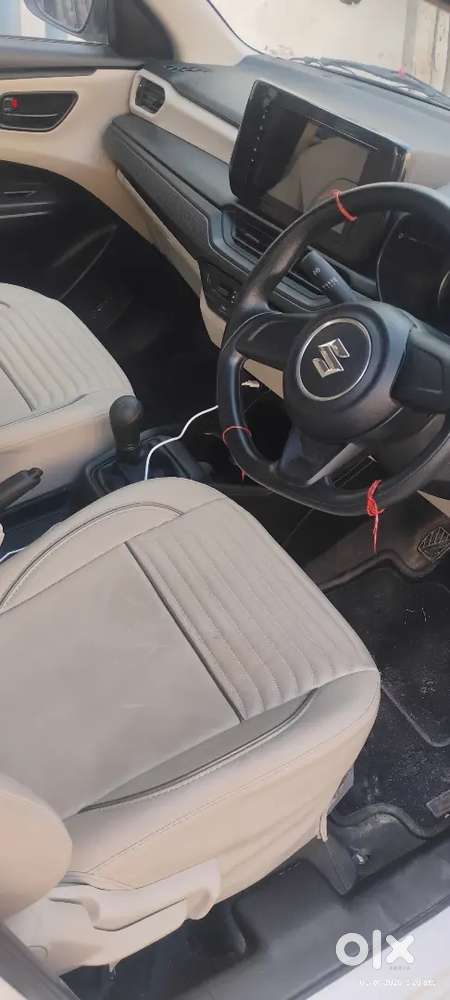 Maruti Suzuki Dzire 2025 Cng & Hybrids 11300 Km Driven