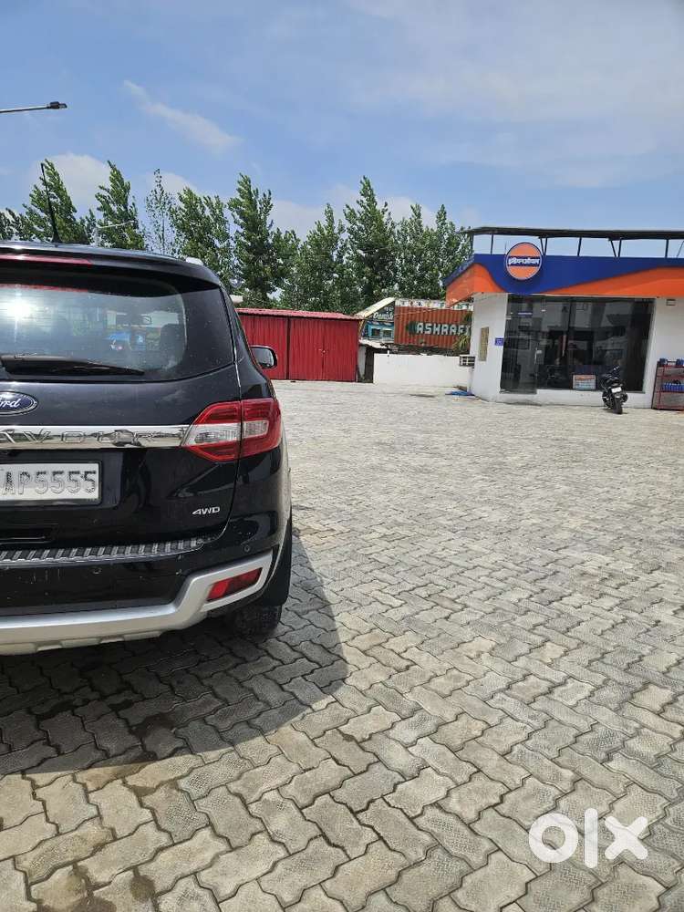 Ford Endeavour 3.2 Titanium 2017