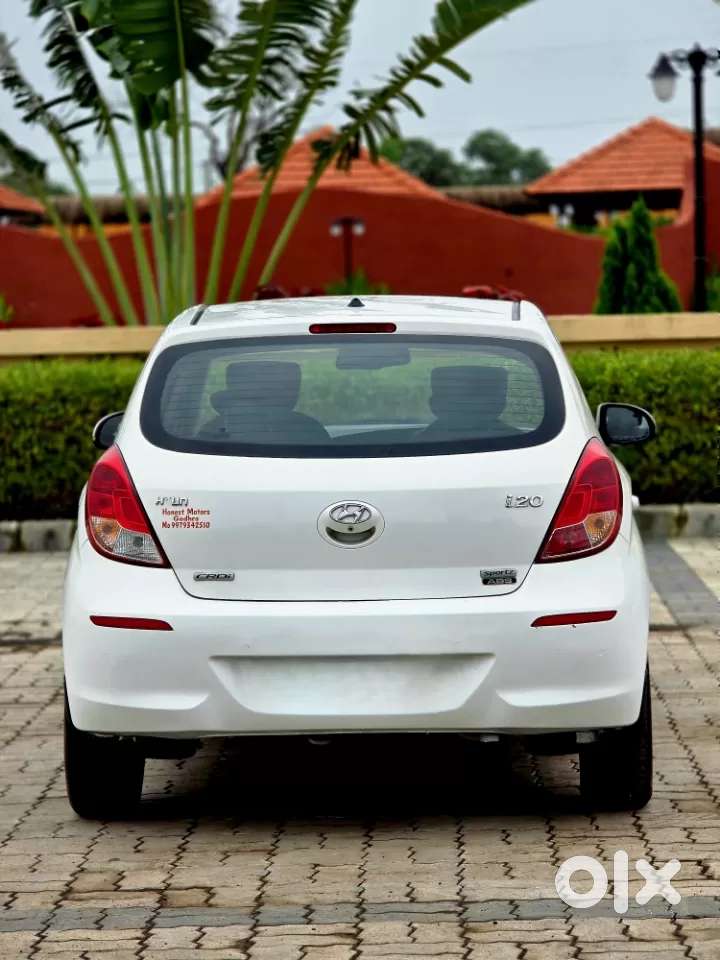 Hyundai I20 Sportz 1.4 Crdi, 2014, Diesel