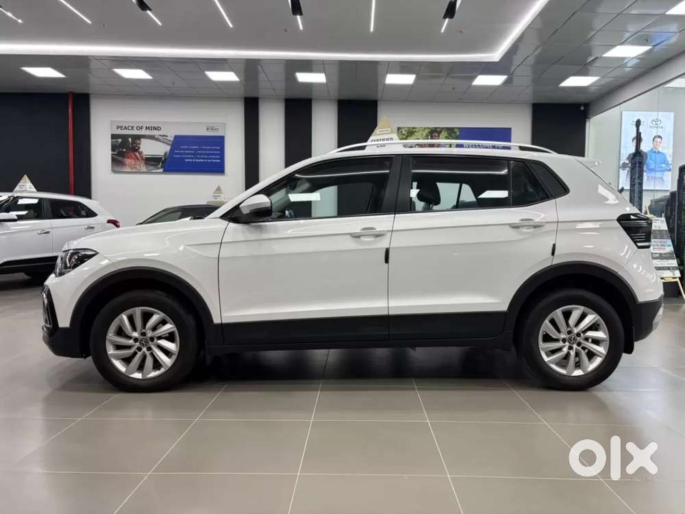 Volkswagen Taigun 1.0 Tsi Topline At, 2023, Petrol