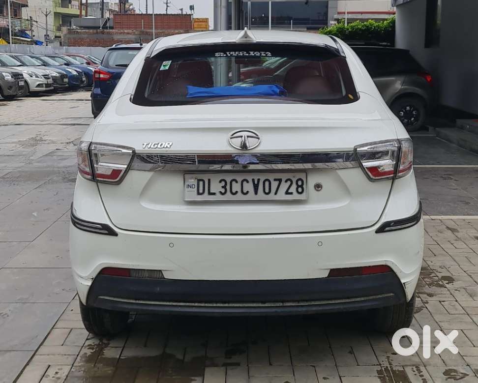 Tata Tigor Xe, 2021, Petrol