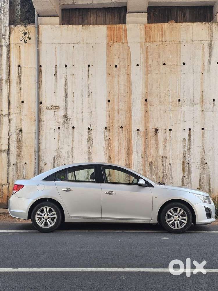 Chevrolet Cruze Diesel 105000 Km Driven